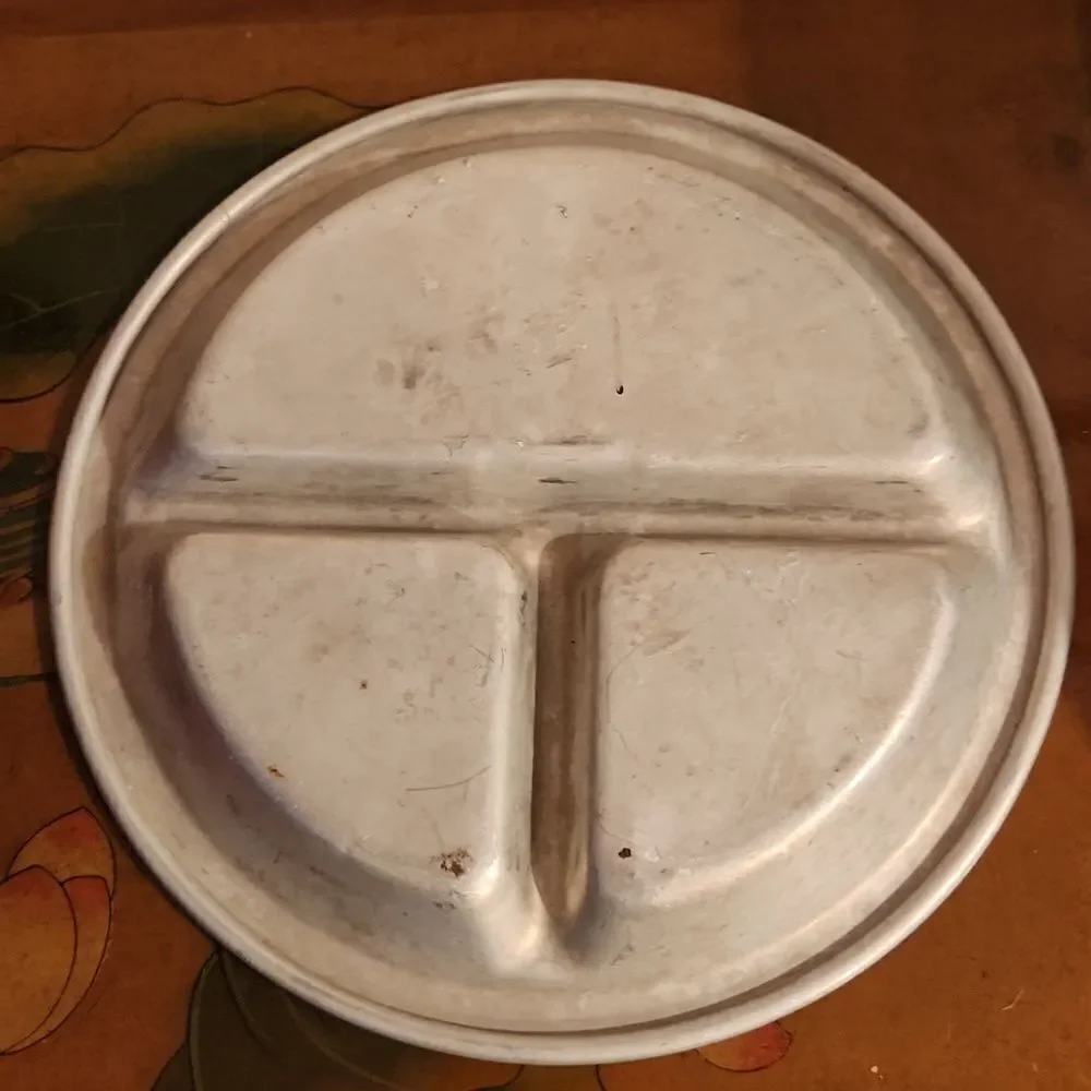Vintage Wear Ever No.523 Aluminum Cafeteria Plate